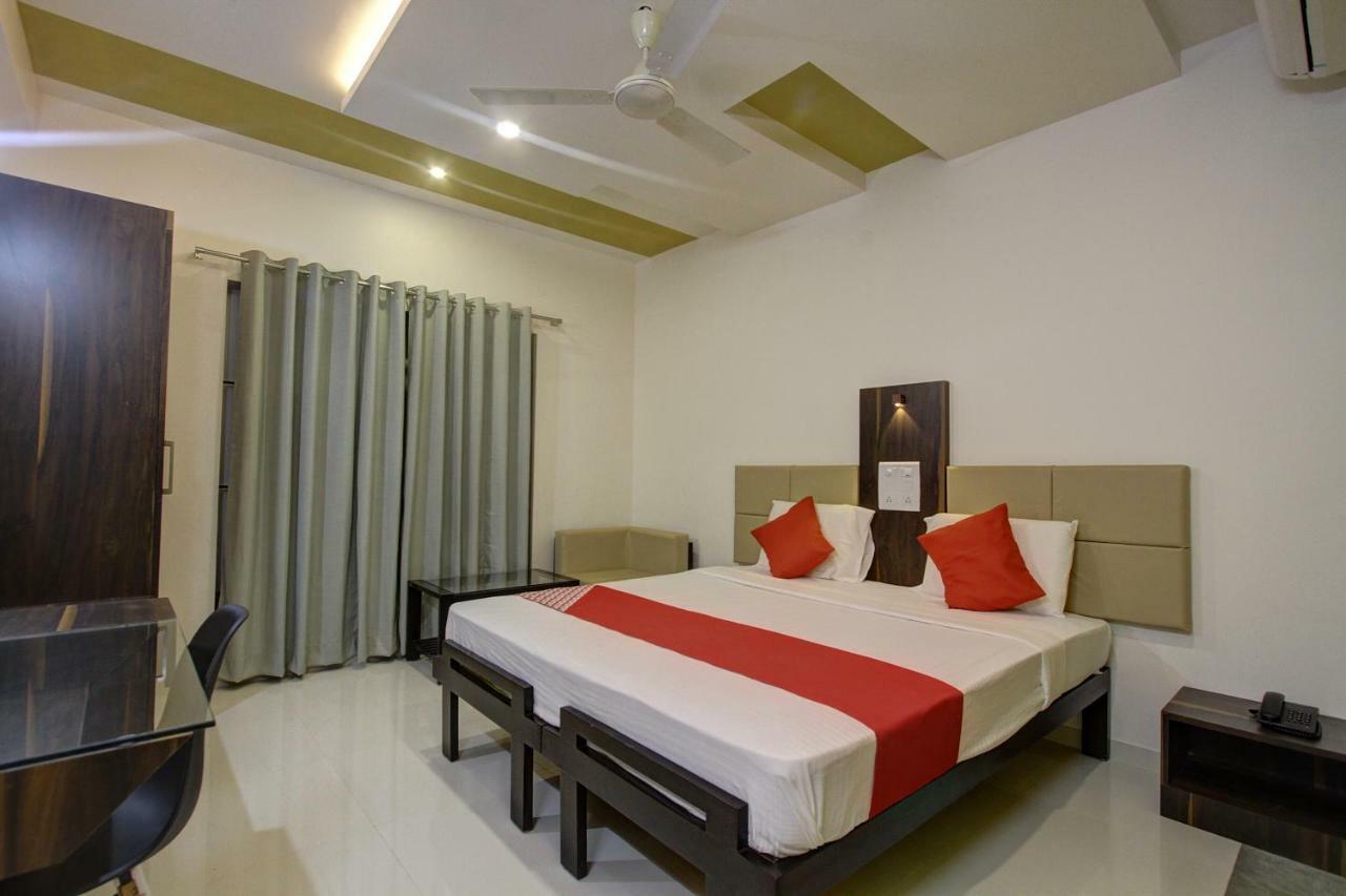 Oyo 39568 Alekha Gateway Hotel Sirsi Luaran gambar